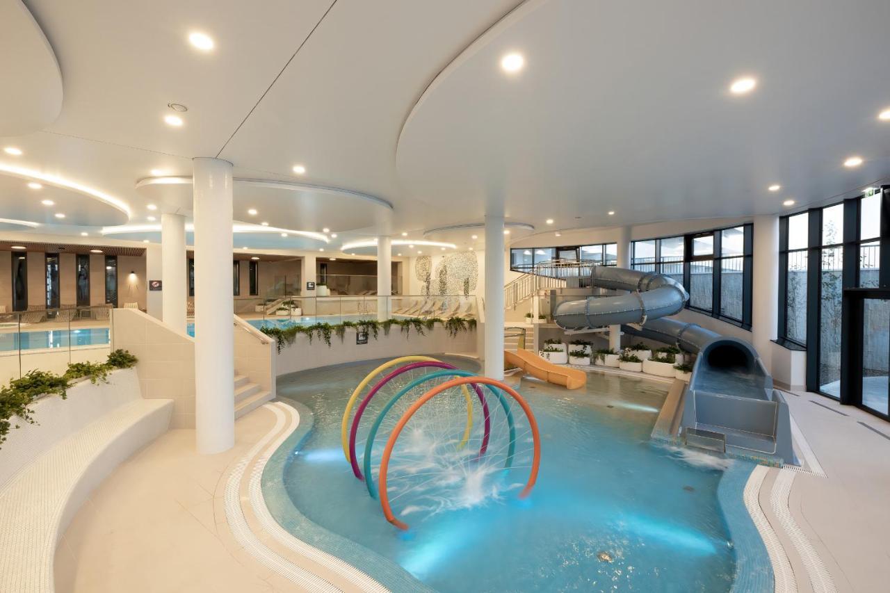Polanki Aqua Apartment With Parking By Renters Prestige Kolobrzeg Dış mekan fotoğraf